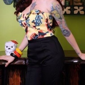 Ruffle Tiki Bustier - Size M - Pinup Couture